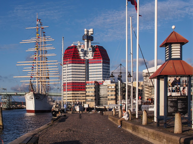 Göteborg, Lipstick vom alten Hafen aus gesehen
