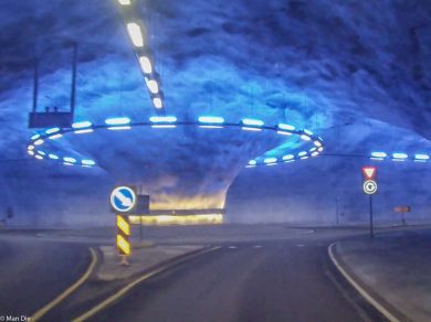 Kreisverkehr im Tunnel Norwegen