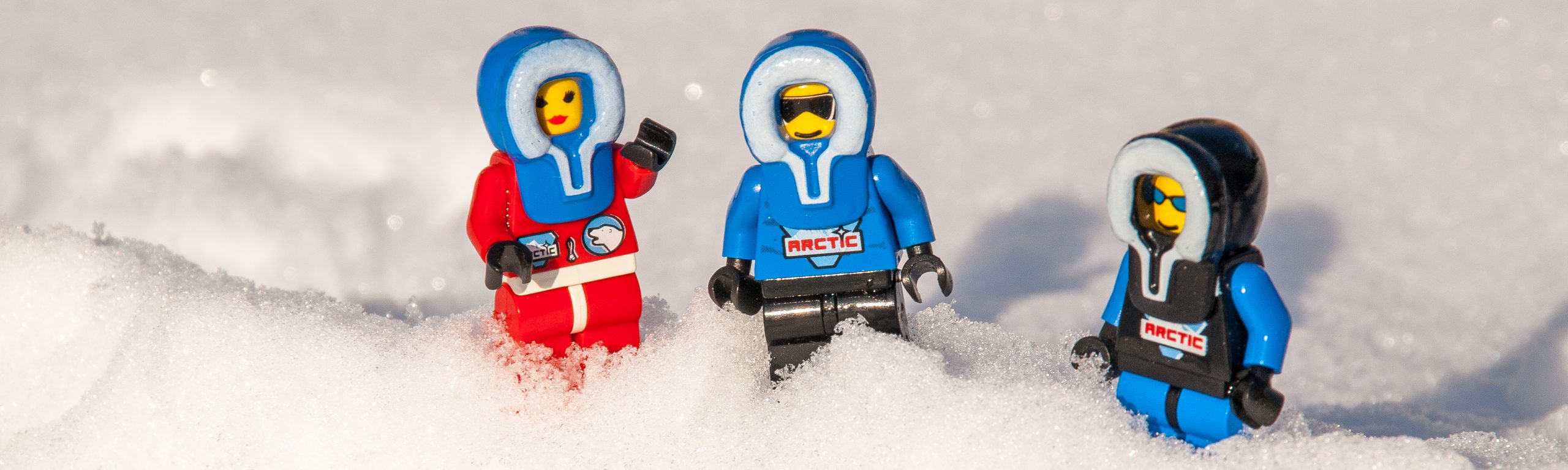 Frieren im Schnee (Lego)