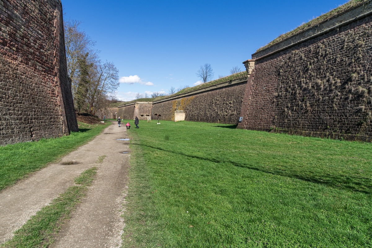 Neuf Brisach, ein Rundgang zwischen den Festungsmauern
