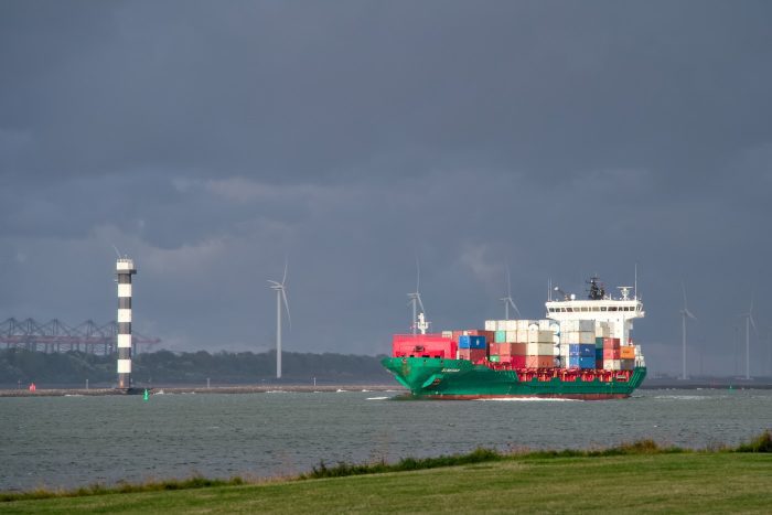 Vor dem Gewitter Nieuwe Waterweg Hoek van Holland
